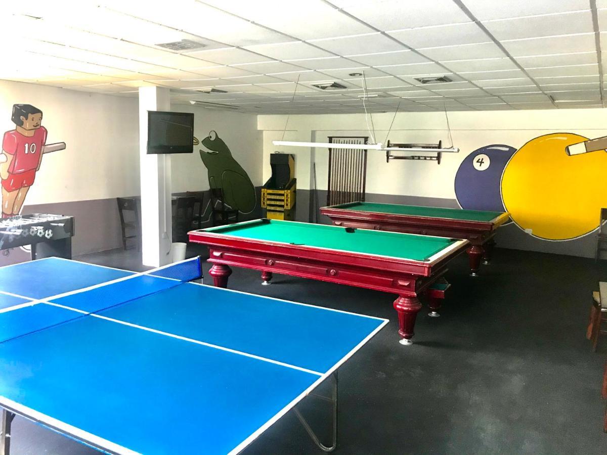 Casa Morales Hotel Internacional y Centro de Convenciones Ibagué Exterior foto The table tennis room at the National Training Centre